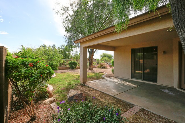 Building Photo - 20695 N 94th Dr