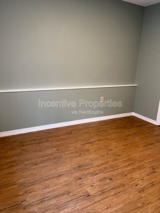 Building Photo - 1954 Conway Rd