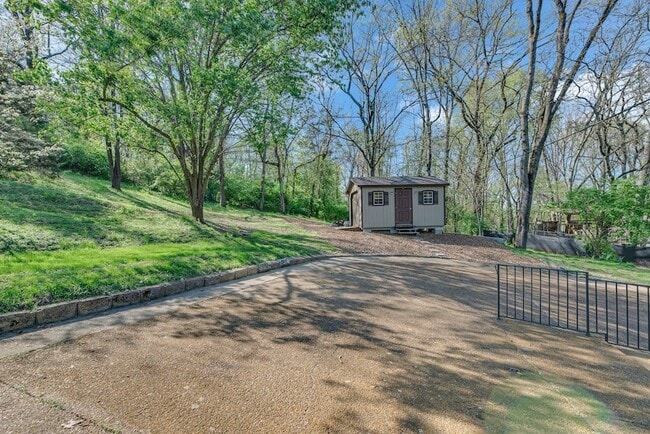 Building Photo - 6112 Frontier Ct