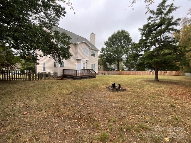 Building Photo - 10411 Rougemont Ln