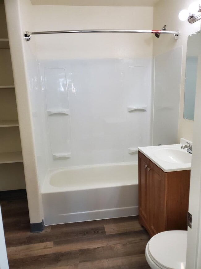 Building Photo - Three bedroom home close to schools and do...