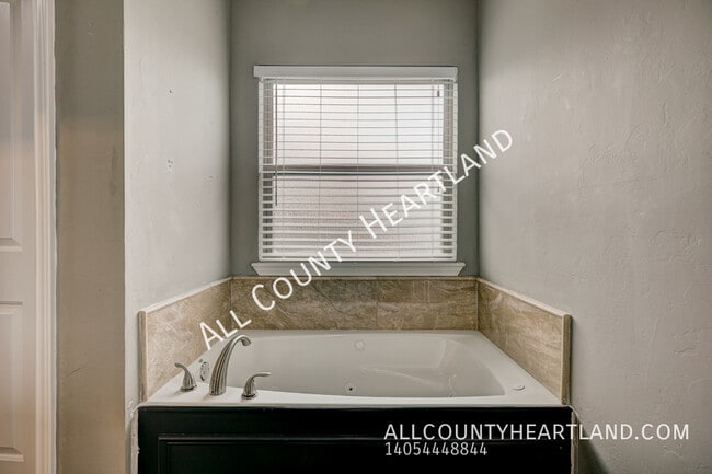 Building Photo - 1971 Leslie Beachler Ln