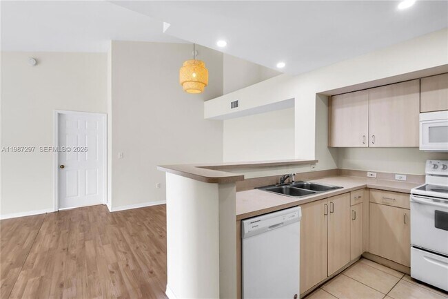 Building Photo - 11185 SW 6th St