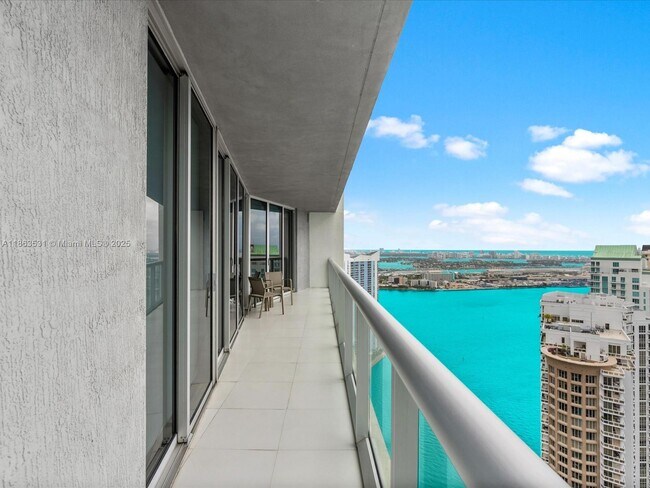 Building Photo - 465 Brickell Ave