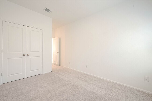 Building Photo - 5730 Knox Lndg Dr