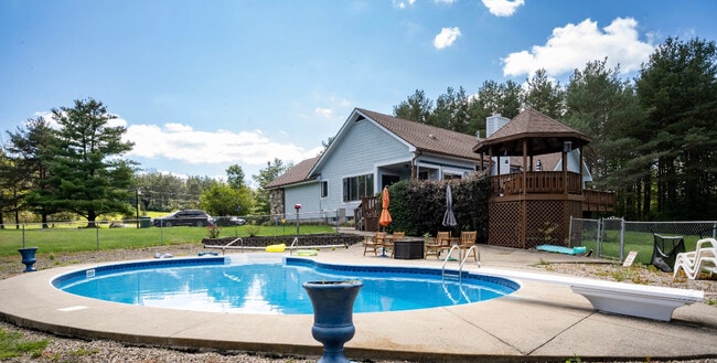 Building Photo - 9740 Purcell Hill Rd