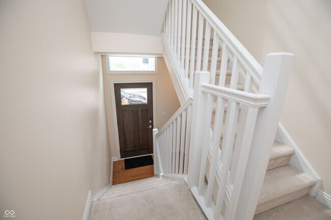 Building Photo - 517 N Park Ave