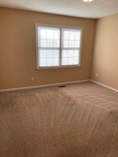 Building Photo - 3800 Sterling Pointe Dr