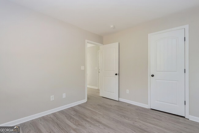Building Photo - 128 Pristine Dr