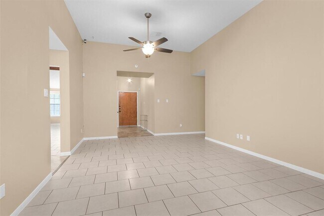 Building Photo - 9019 Driftstone Dr