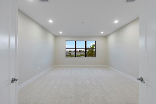 Building Photo - 20119 Pacific Dunes Dr