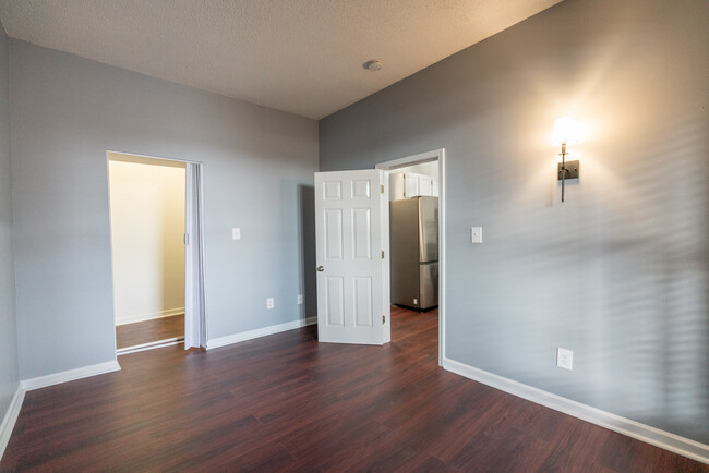 Bedroom - 384 Broadway