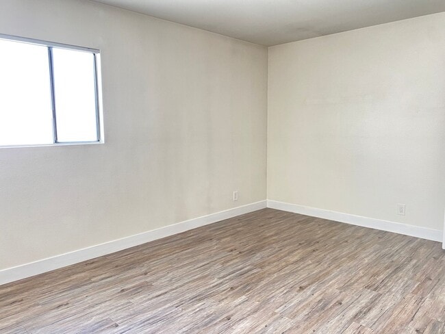 Building Photo - 2500 Abbot Kinney Blvd