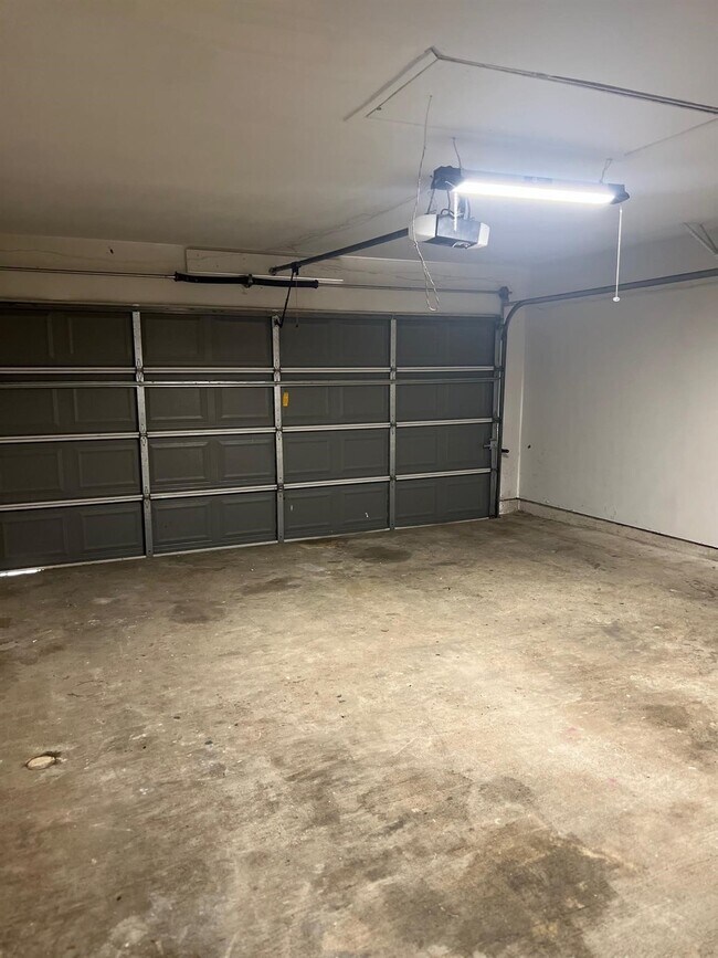 Building Photo - 10227 Autumn Meadow Ln