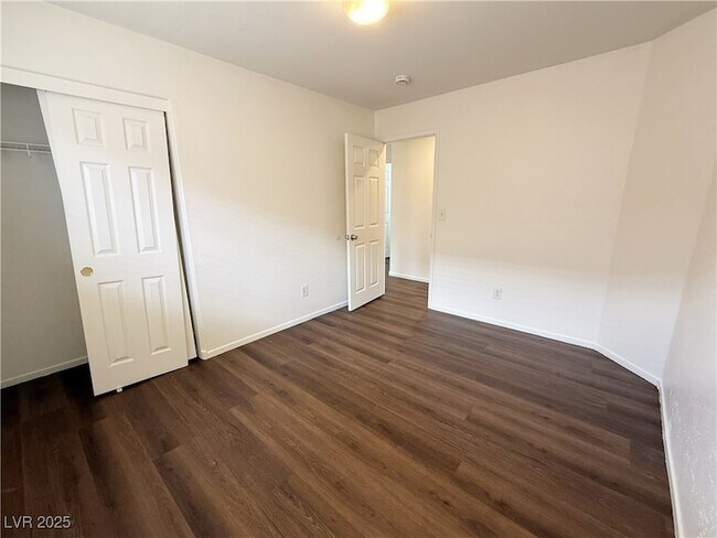 Building Photo - 6228 Mercer Valley St
