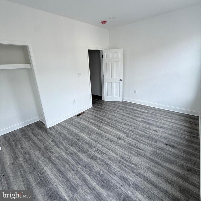 Building Photo - 1612 W Susquehanna Ave