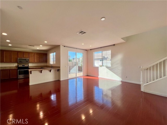 Building Photo - 6614 Mogano Dr