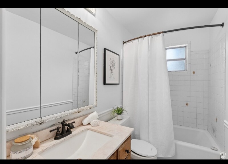 Building Photo - 467 S 1300 E