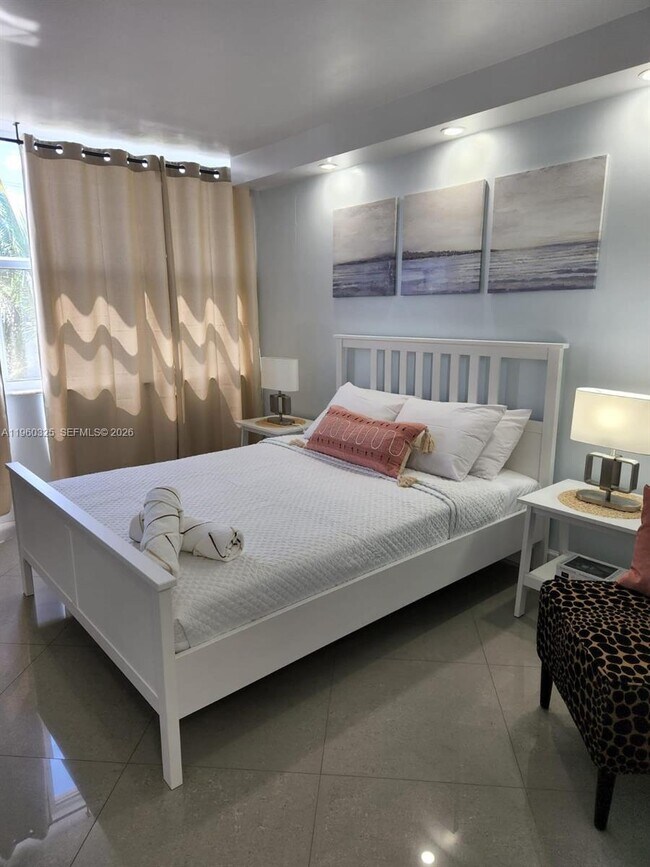 Building Photo - 88500 Overseas Hwy