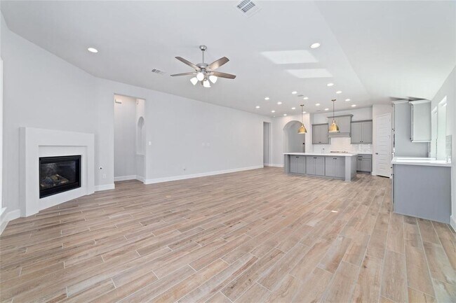 Building Photo - 624 Cape Capri Dr