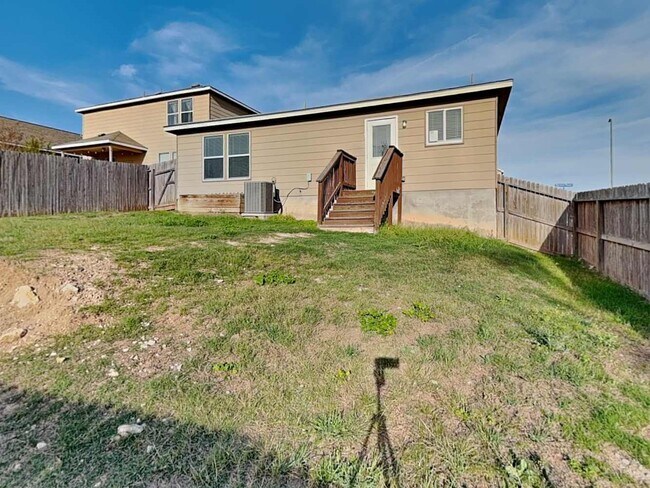 Building Photo - 27305 Paraiso Manor