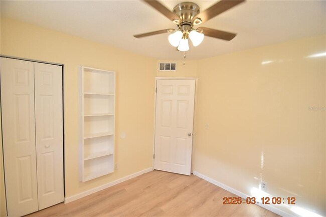 Building Photo - 1106 E Seneca Ave