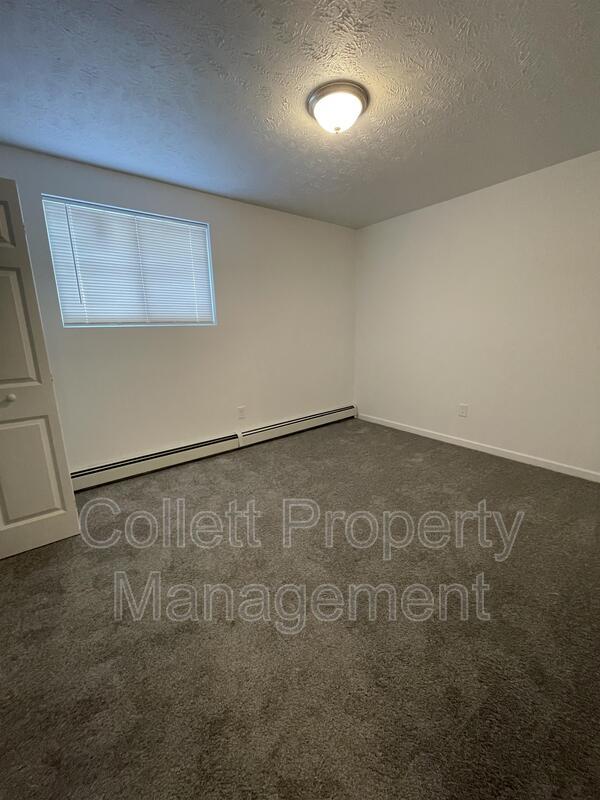Building Photo - 15212 Maple Park Dr