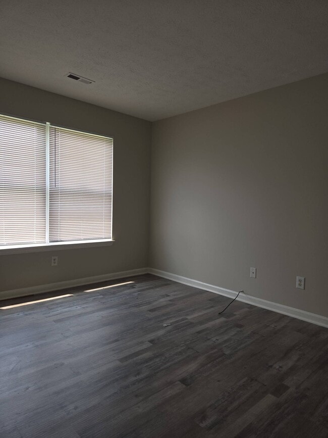 Building Photo - 2931 Percheron Ln