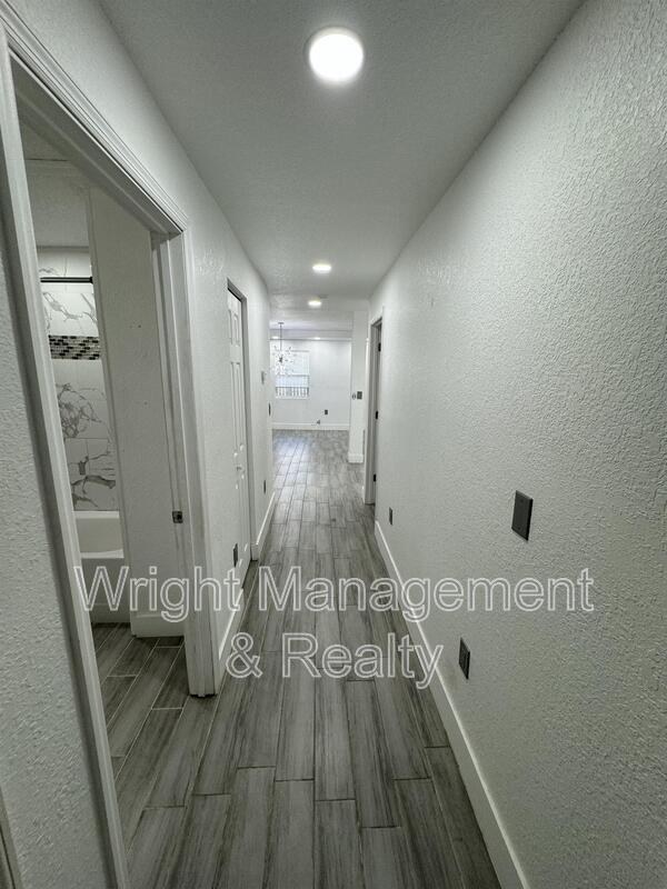 Building Photo - 6781 69th Ave N