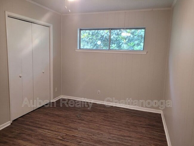 Building Photo - 3602 Missionaire Ave