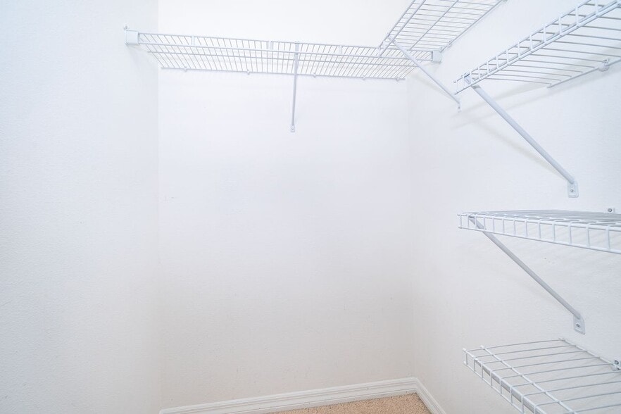 Building Photo - 2942 Rodrick Cir