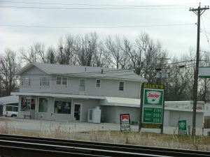 View of building and apartment - Rileys Mobile Home