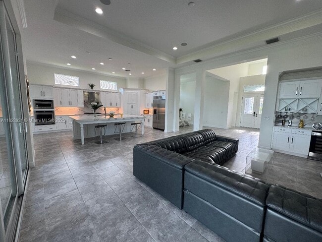 Building Photo - 4691 Estates Cir
