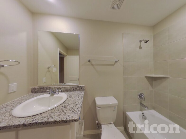 Building Photo - 116 Cornstalk Ln