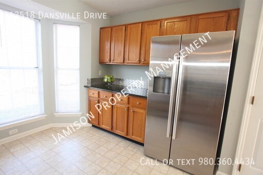 Building Photo - 13518 Dansville Dr