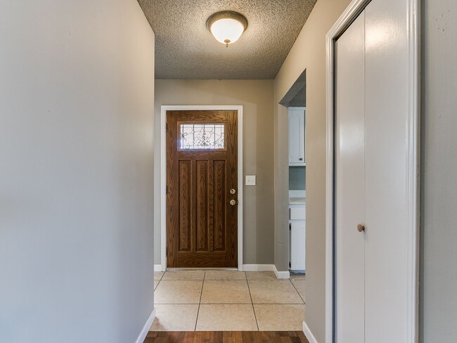 Building Photo - 3 Bed/2 Bath Home in Midwest City