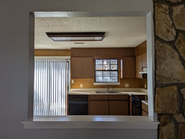 Building Photo - 240 Tallulah Trail