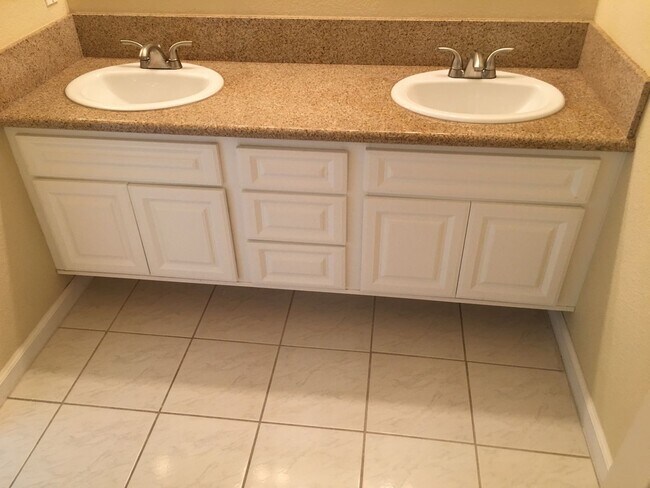 Building Photo - 3BD 2BA House in Carmel Mtn. Ranch