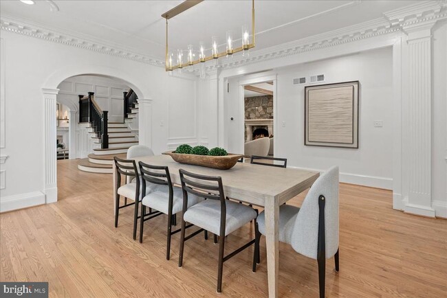 Building Photo - 10816 Barn Wood Ln