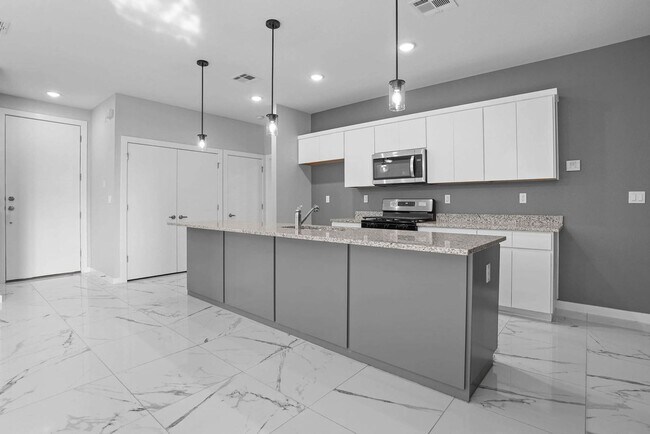 Building Photo - 11498 Summer Dr