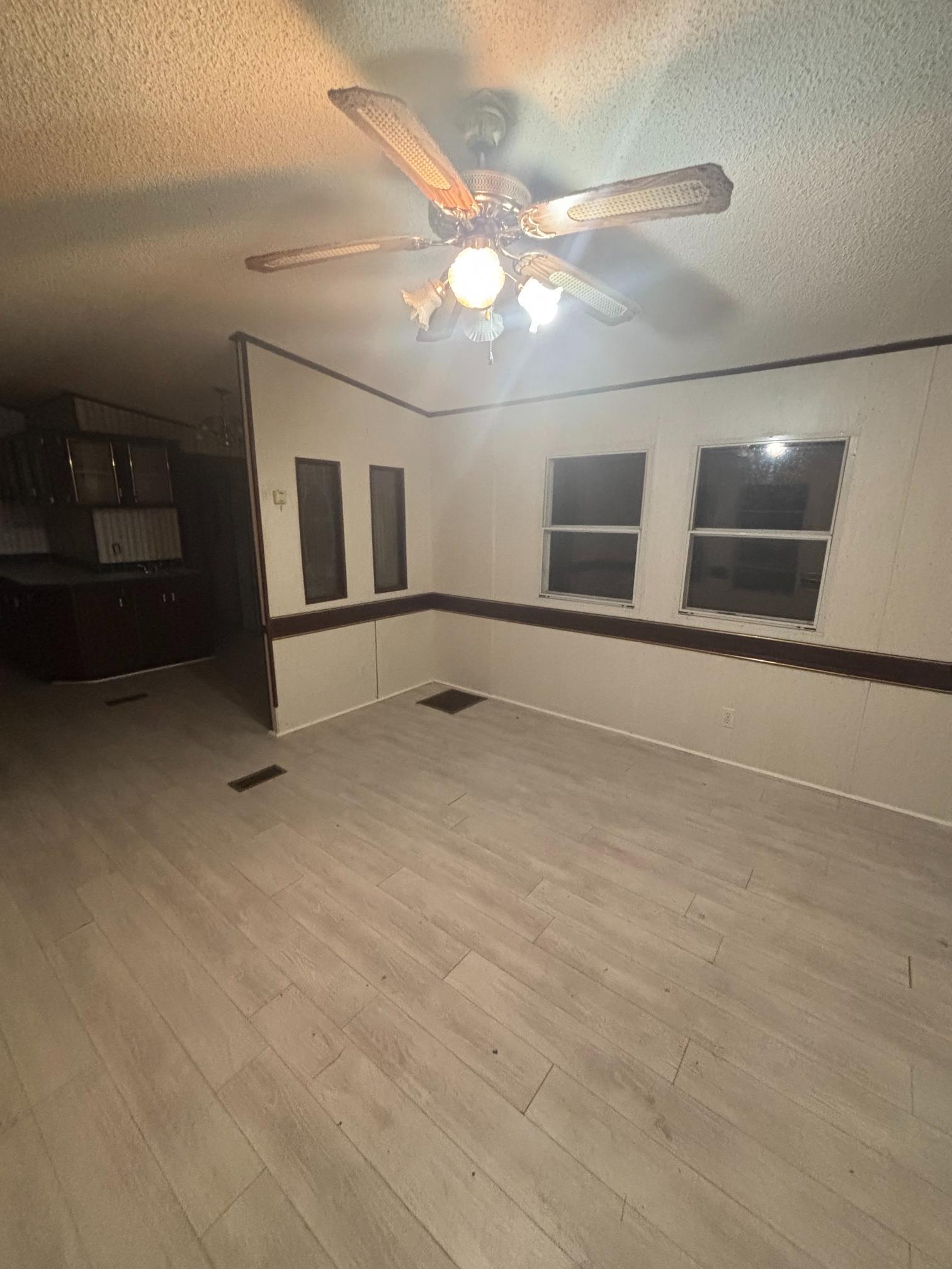 Building Photo - 706 Greywood Ln