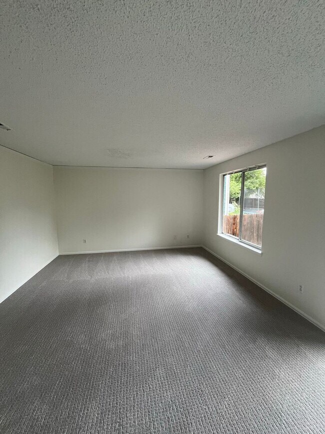 Building Photo - 13130 Umatilla St