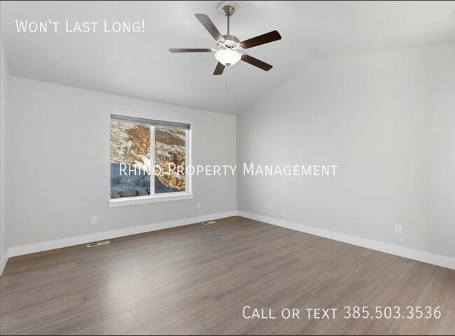 Building Photo - 4452 N Summer View Dr