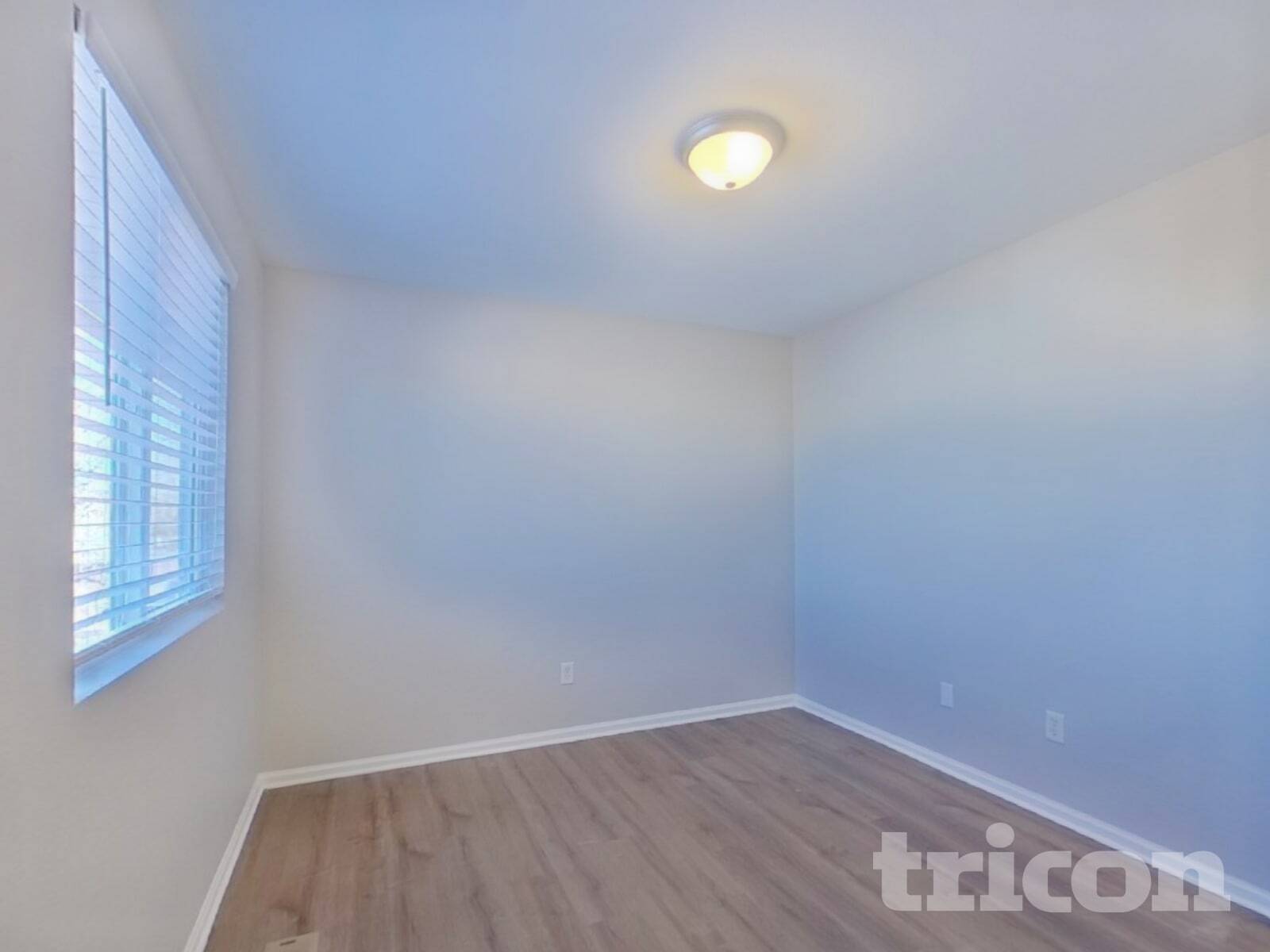 Building Photo - 10115 Hudson St