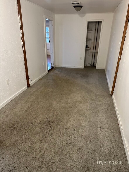 Building Photo - 12045 New Buffalo Rd