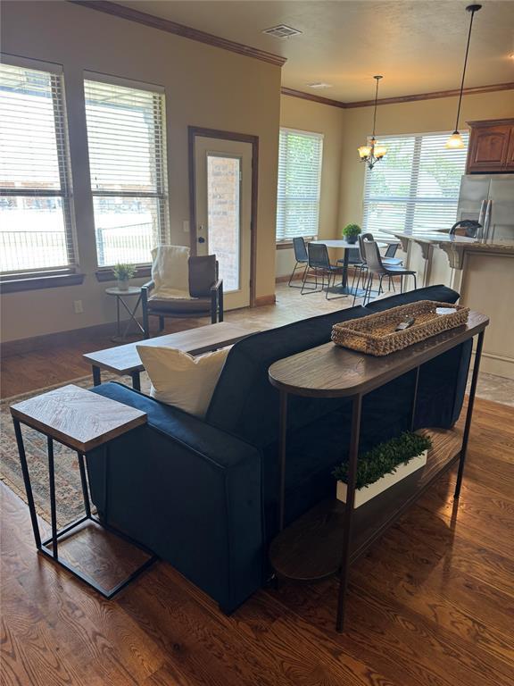 Building Photo - 3320 Enclave Ln