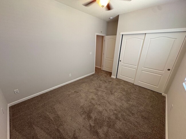 Building Photo - 1332 Tuolumne Way