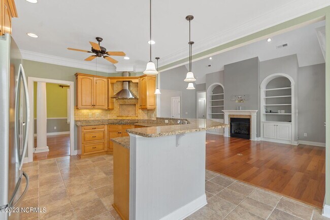 Building Photo - 3929 Harmony Cir