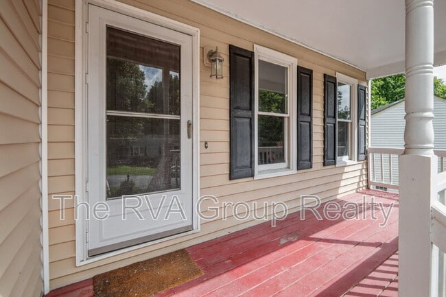 Building Photo - 4718 Mason Dale Dr