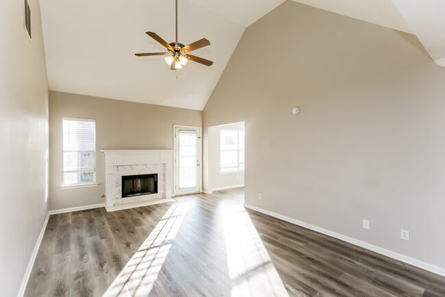 Building Photo - 2129 Cumberland Creek Trail SW